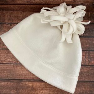 Land’s End | Pom Pom Beanie